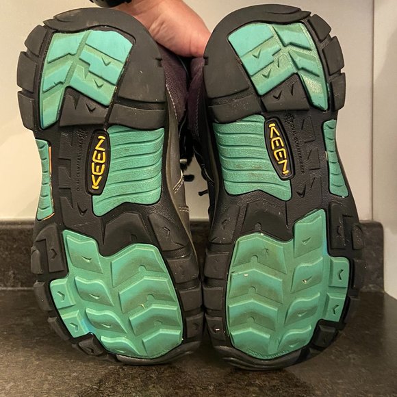 Keen Kelsey Insulated Boots - Size 6 - Picture 7 of 8